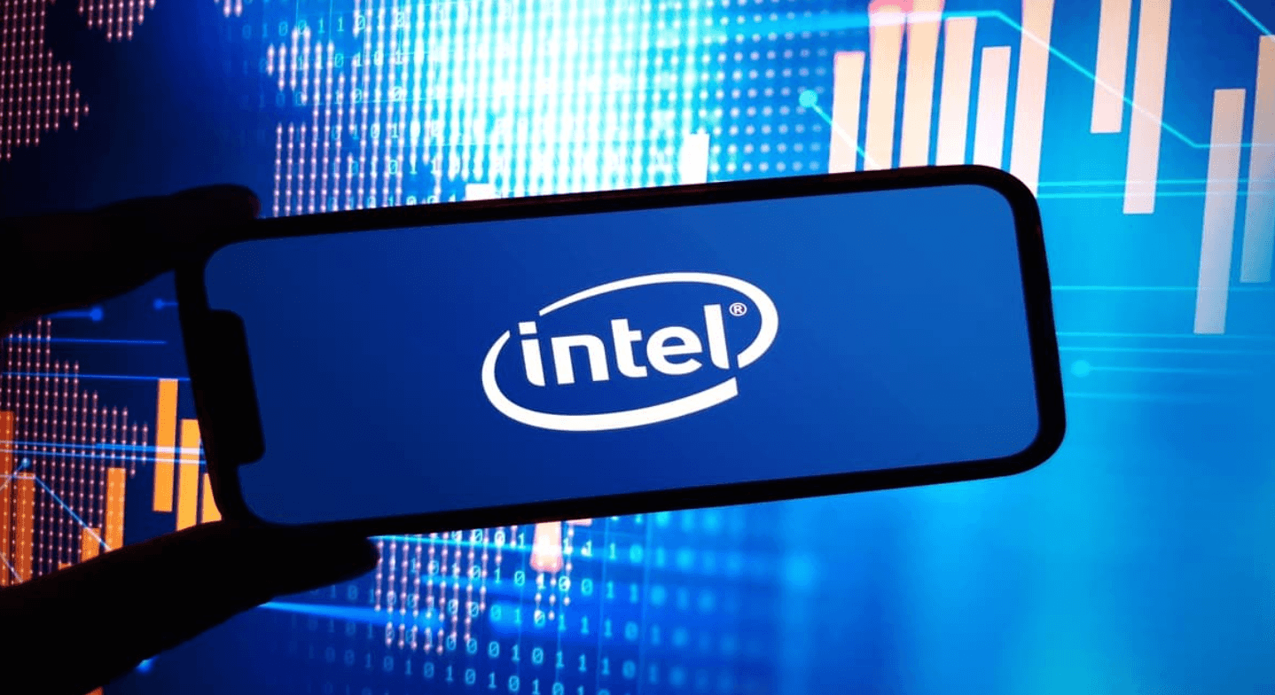 Intel Stock Soars After Q2 Earnings Beat: What the Strongest Revenue Growth in 15 Years Actually Means
